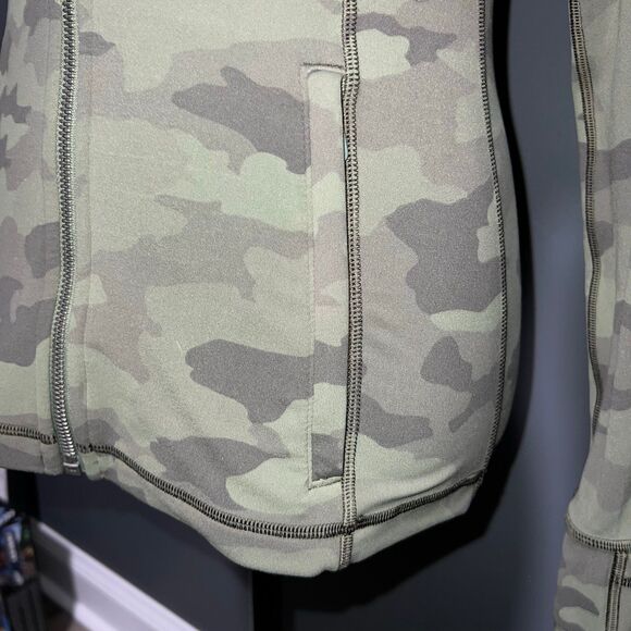 Lululemon Hooded Define Jacket *Nulu Womens 8 Incognito Camo Multi Gator Green - Picture 5 of 10